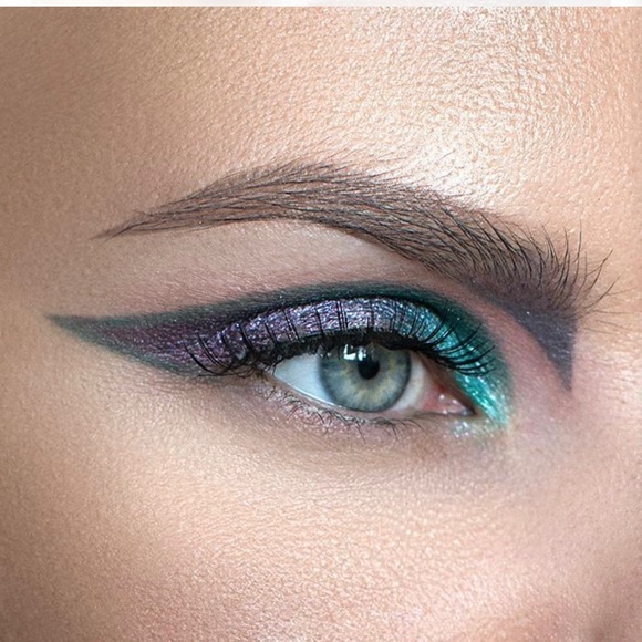 winky lux mermaid kitten eyeshadow palette - Picture 4 of 4